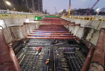 郑州市轨道交通7号线一期土建工程，钢支撑租赁